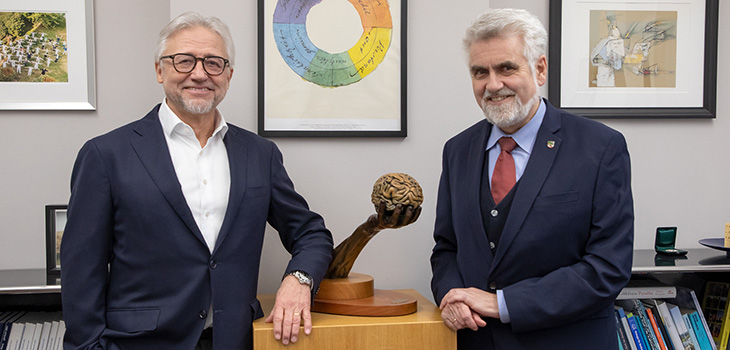 Prof. Hans-Jochen Heinze, MD, Medical Director of Magdeburg University Hospital, and Prof. Armin Willingmann, Minister of Science and Chairman of the Supervisory Board of Magdeburg University Hospital, are looking forward to the new Center for Brain Health.
